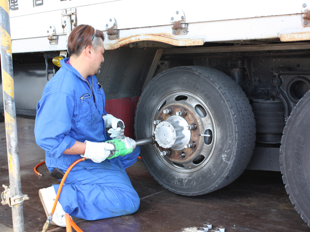 Tire Change Machine